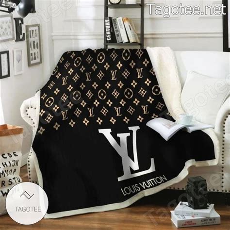 louis vuitton fluffy blanket|louis vuitton monogram blanket.